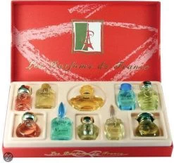 Charrier Franse Parfum Geschenkset - 10 Miniaturen - Geurengeschenkset 7 Charrier Franse Parfum Geschenkset - 10 Miniaturen - Geurengeschenkset -Parfumwinkel voor één product 1200x1125 1